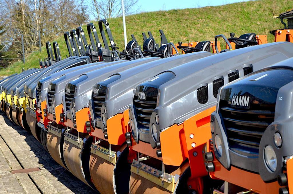 Compaction rollers and Asphalt planers for sale